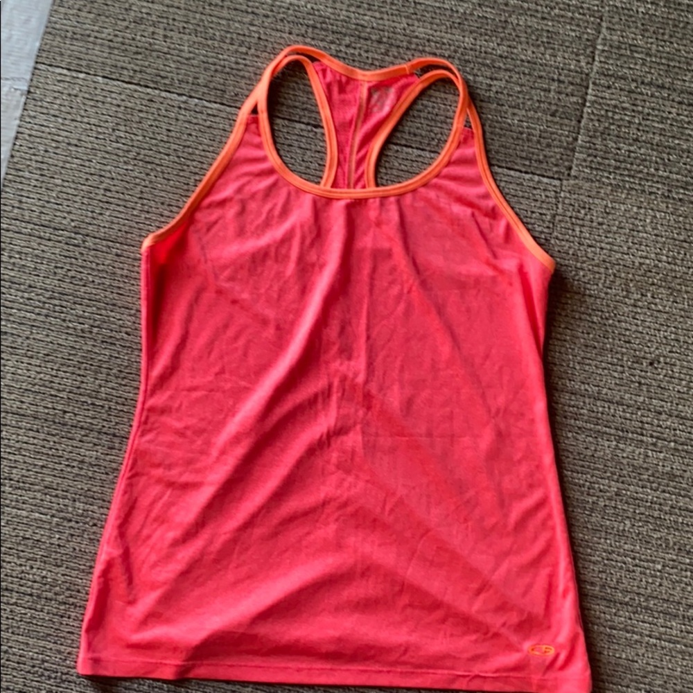Athletic Champion tank top🌻3for20$
